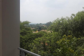 Half Price. 4 Poster Bed.Views. +4 rooms.Cinema